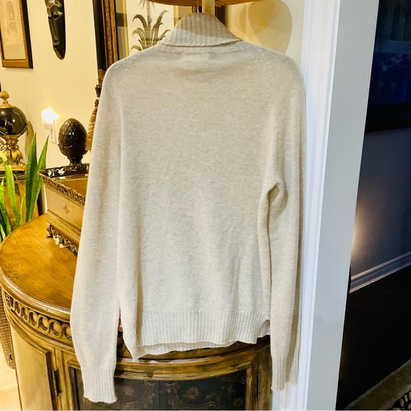 Ma’ry’ya Turtleneck Sweater - Picture 2 of 6